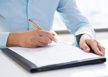 Yükseköğretim Kurumlarında Görev Yapan İdari Personelin Yer Değişikliği ve Görevde Yükselme Sınav Talebi İle İlgili YÖK’e Başvuruda Bulunduk  