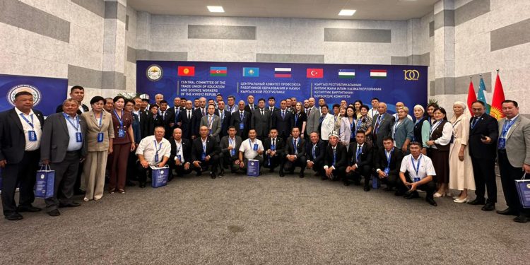 KIRGIZİSTAN CUMHURİYETİ EĞİTİM VE BİLİM ÇALIŞANLARI SENDİKASI’NIN 100. KURULUŞ YIL DÖNÜMÜNE KATILDIK!