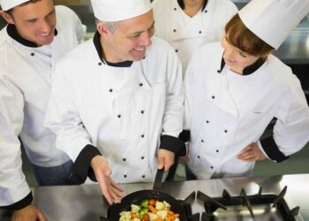 Aşçı ve Aşçı Yardımcılarının Teknik Hizmetler Sınıfında Değerlendirilmesi İçin Meb’e Başvuru Yaptık