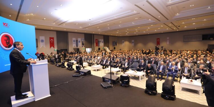 Türkiye Kamu Sen “Kamu Personel Rejiminin Geleceği” Panelini Gerçekleştirdi