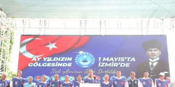 1 Mayıs Emek ve Dayanışma Gününü İstiklal Mücadelemizin Zaferle Taçlandığı İzmir’de Kutladık