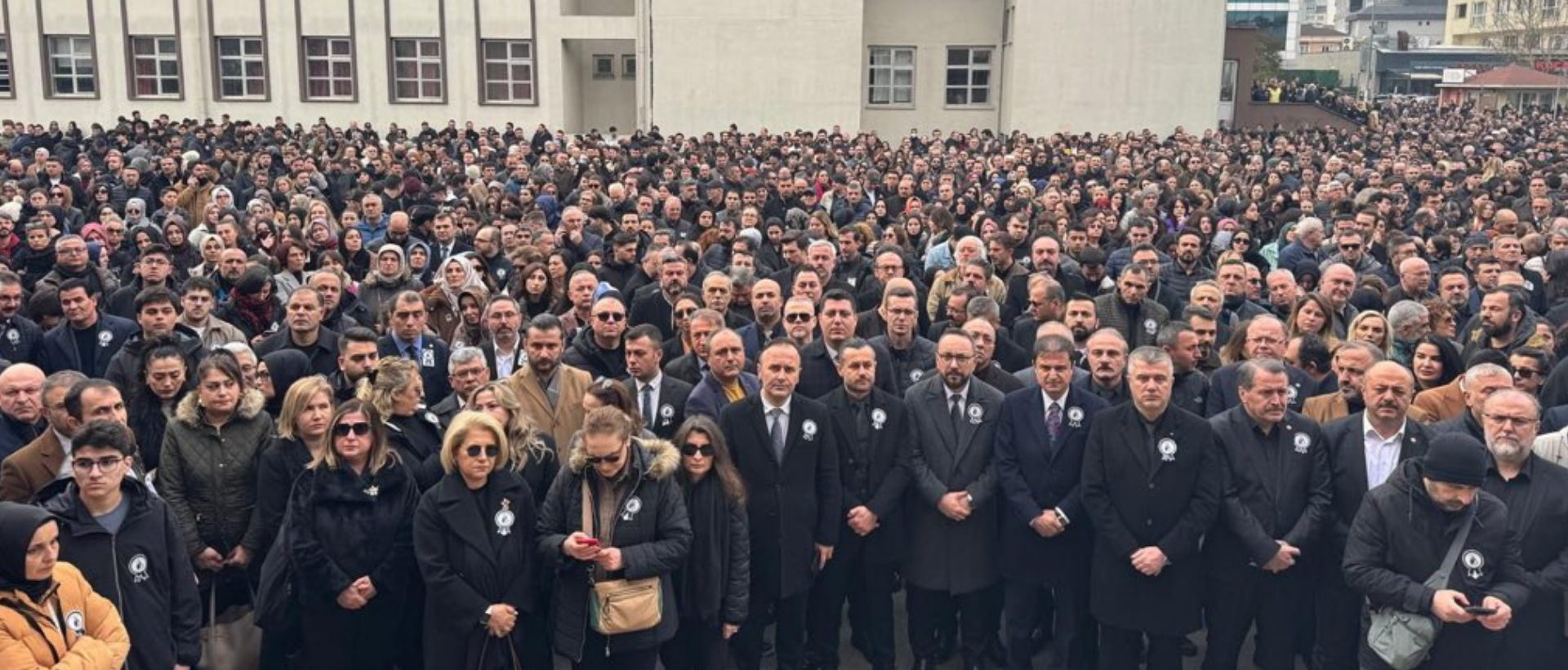 KATLEDİLEN ÖĞRETMENİMİZ FATMA NUR ÇELİK İÇİN DÜZENLENEN ANMA TÖRENİNE KATILDIK